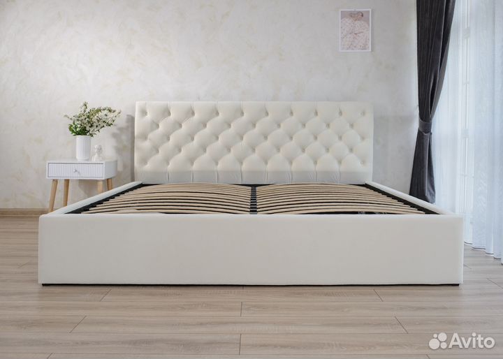 Кровать 180х200 велюр слоновая кость Барокко