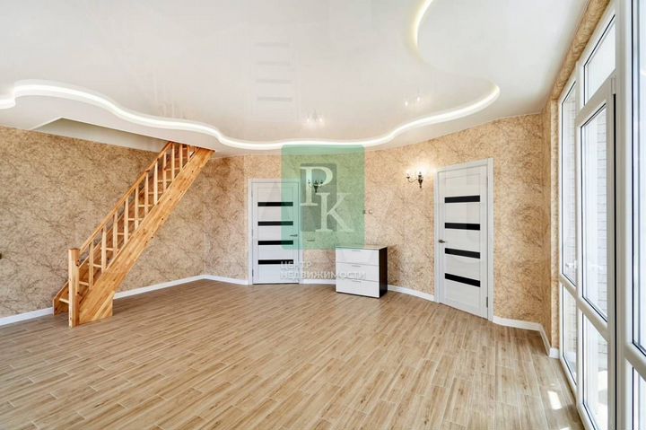 4-к. квартира, 131,9 м², 4/4 эт.