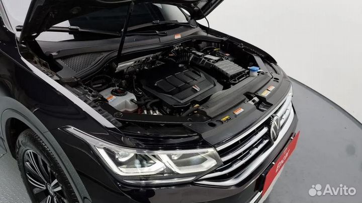 Volkswagen Tiguan 2.0 AMT, 2021, 25 607 км