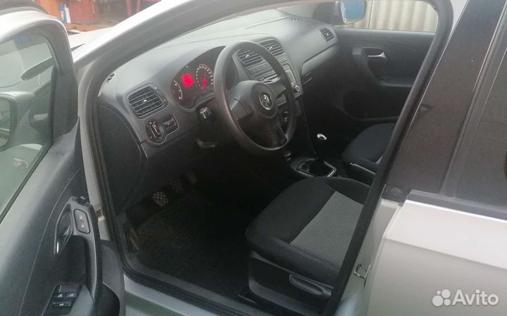 Volkswagen Polo 1.6 МТ, 2011, 97 000 км