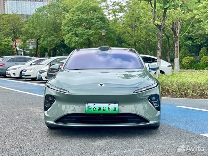 NIO ET7 AT, 2022, 27 300 км