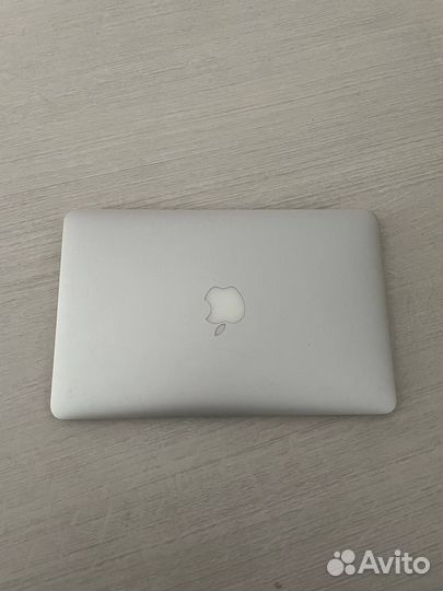 Apple MacBook Air 11 2013
