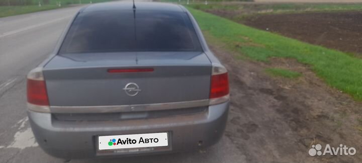 Opel Vectra 1.8 МТ, 2003, битый, 297 418 км