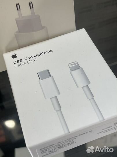 Зарядное устройство на iPhone