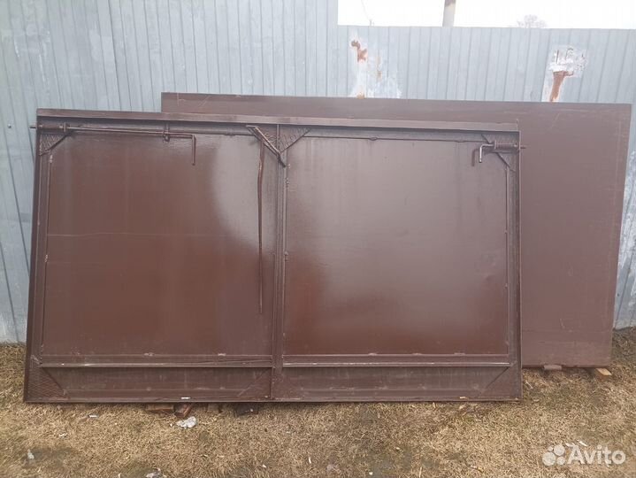 Ворота гаражные железные, б/у