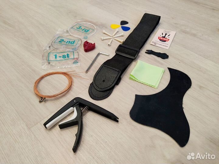 Гитары новые + полный набор