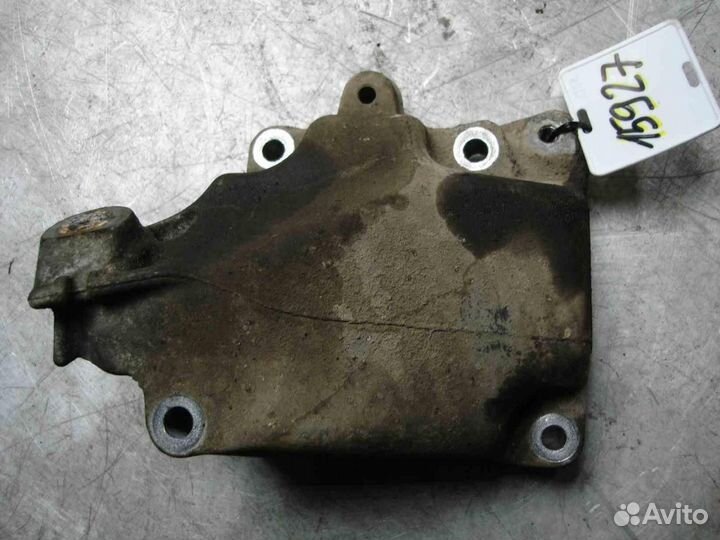 Кронштейн Mercedes M W164 (ML) 2005-2011