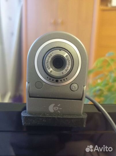 Веб-камера Logitech QuickCam Deluxe