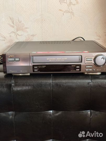 Видеомагнитофон JVC Elegance VHS HP DD-949