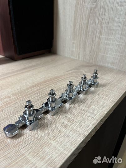 Колки для гитары fender