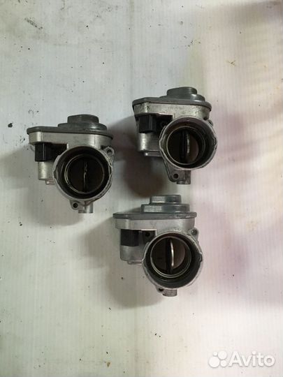 Дроссельная заслонка 038128063G