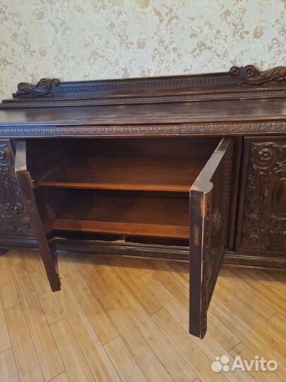 Антикварная мебель и предметы интерьера