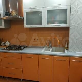 3-к. квартира, 63 м², 3/10 эт.