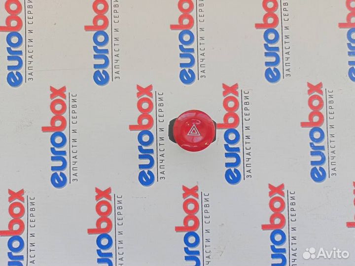 Кнопка аварийной сигнализации Chevrolet Aveo (T20