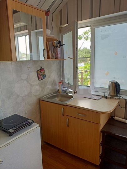 Дом 25 м² на участке 2 сот.