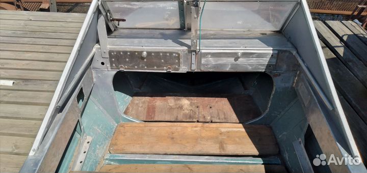 Лодка Крым М