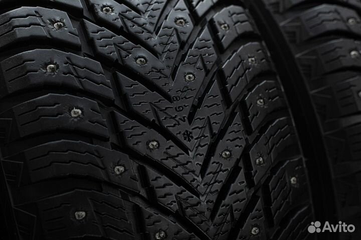 Nokian Tyres Hakkapeliitta 10p SUV 235/60 R18 107T