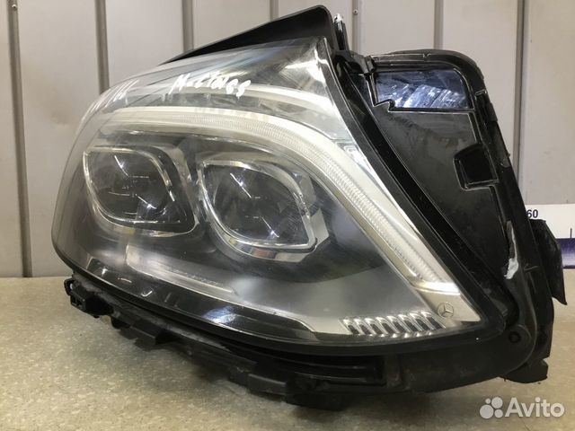 Фара правая Mercedes Benz W166 M-Klasse (ML GLE) 2