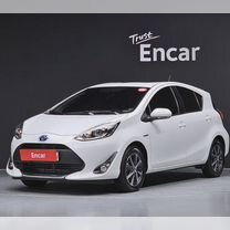 Toyota Prius C 1.5 CVT, 2020, 39 000 км, с пробегом, цена 2 160 000 руб.