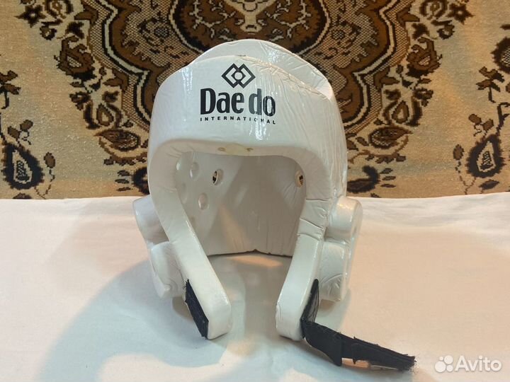 Шлем защитный Daedo белый