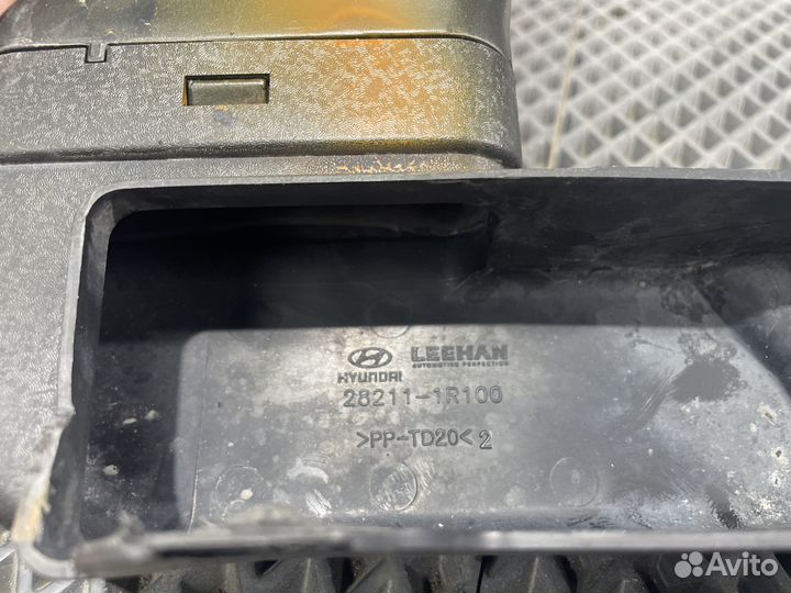 Воздухозаборник (внутри) Hyundai Solaris 2010-2017