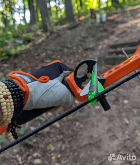 Луки для стрельбы(новые) спорт и отдых