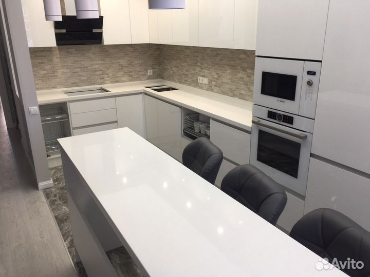 Столешницы из кварцевого агломерата и акрилового к
