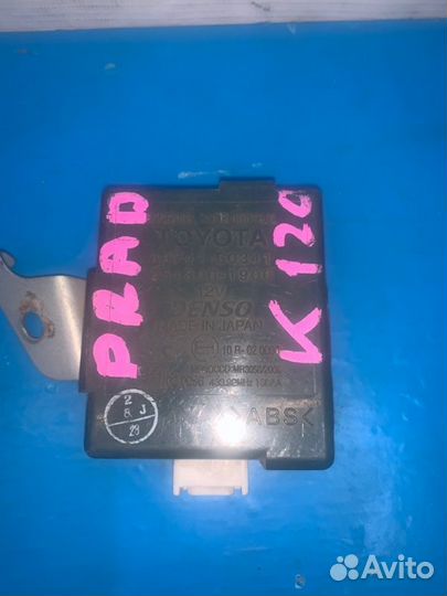 Блок управления дверями Toyota Land Cruiser Prado