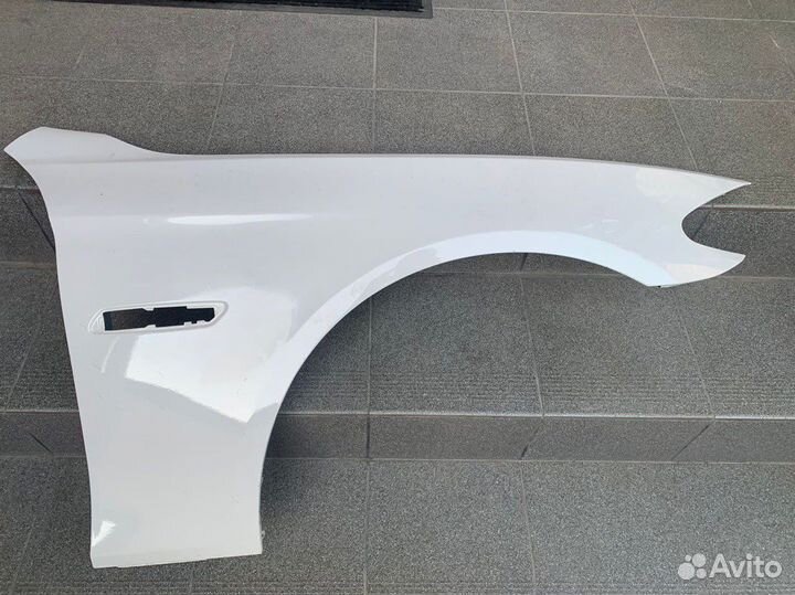 Крыло BMW F10 правое переднее