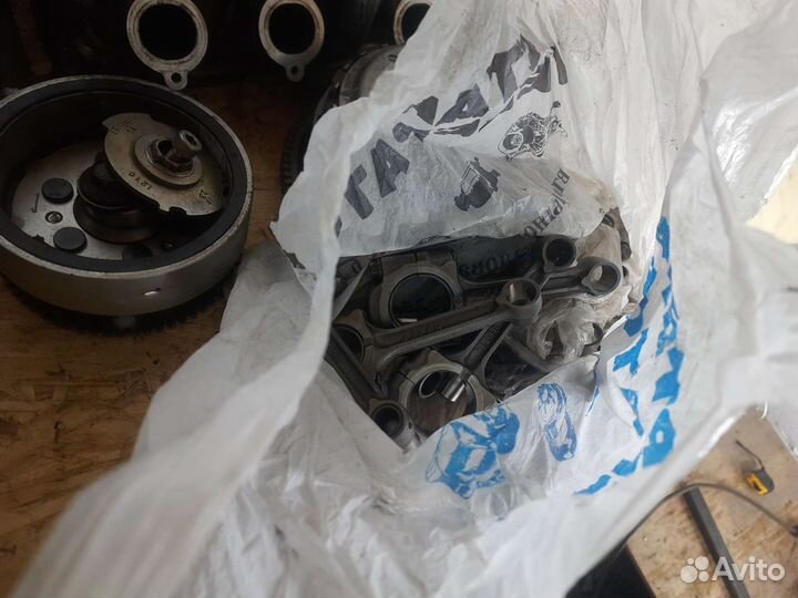 Запчасти на zzr400-1 zzr400-2