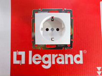 Розетки и выключатели Legrand