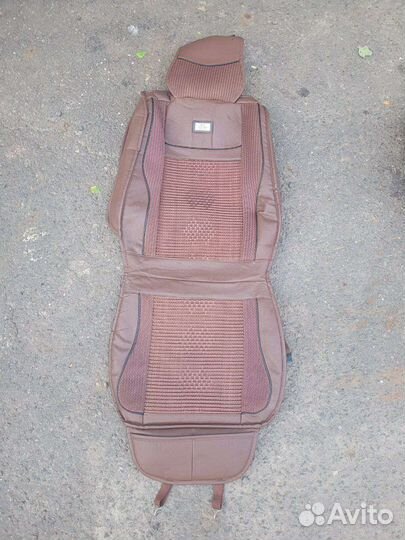 Чехлы на автомобильные сидения