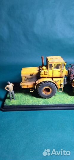 Модель трактора