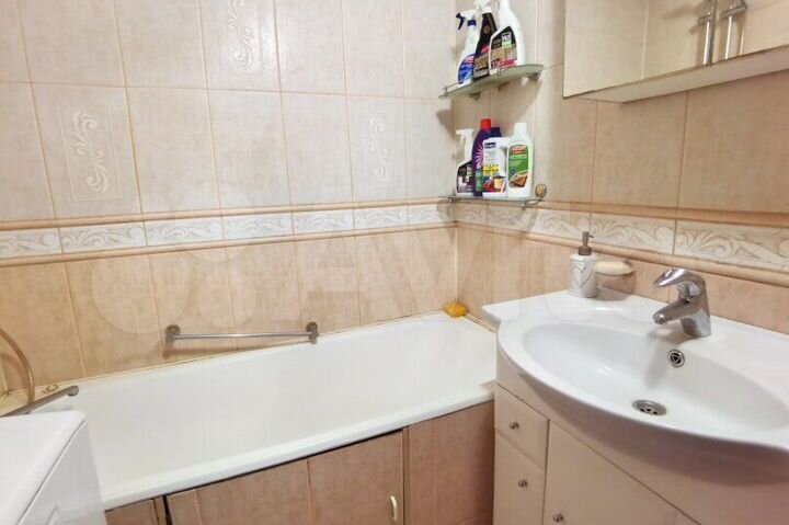 3-к. квартира, 63 м², 3/9 эт.