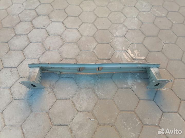 Усилитель бампера Мицубиси outlander 3