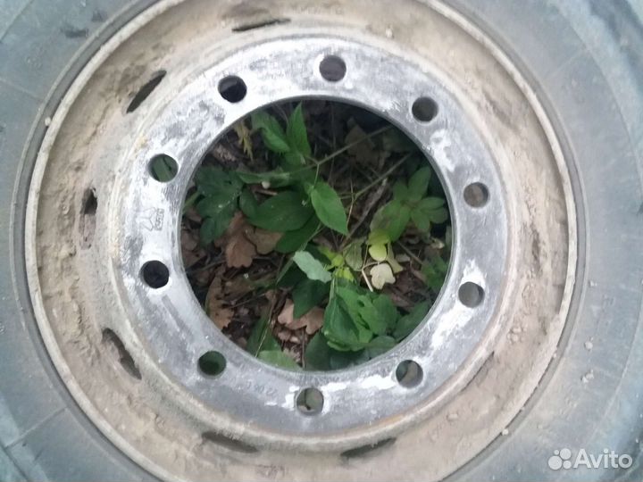 Колеса на грузовик