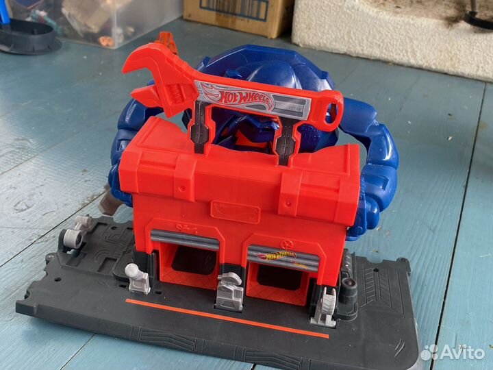 Хотвилс треки