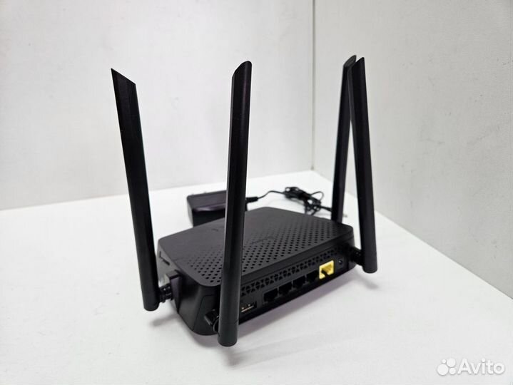 Wi-Fi роутер D-link DIR-825