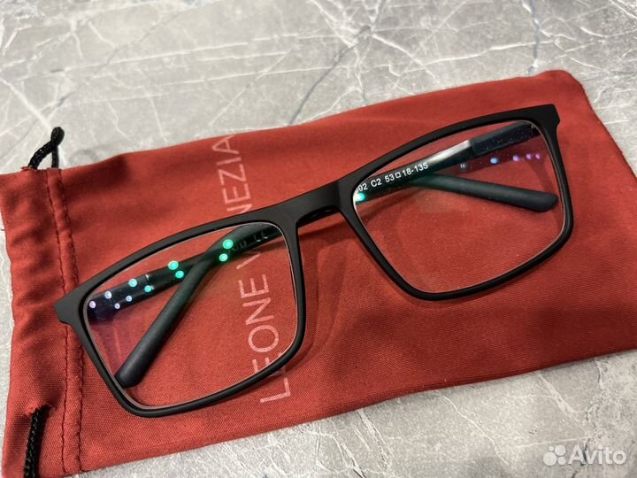 Очки для коррекции зрения