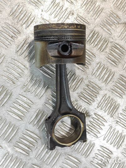 Поршень с шатуном Opel Astra F