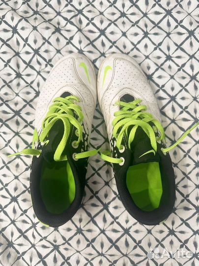 Футзалки Nike 5 Elastico 40,5