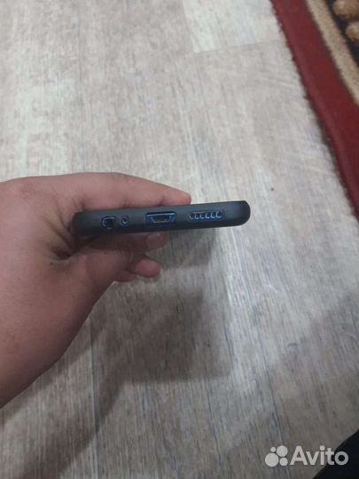 Телефон InfInix smart 6 Plus