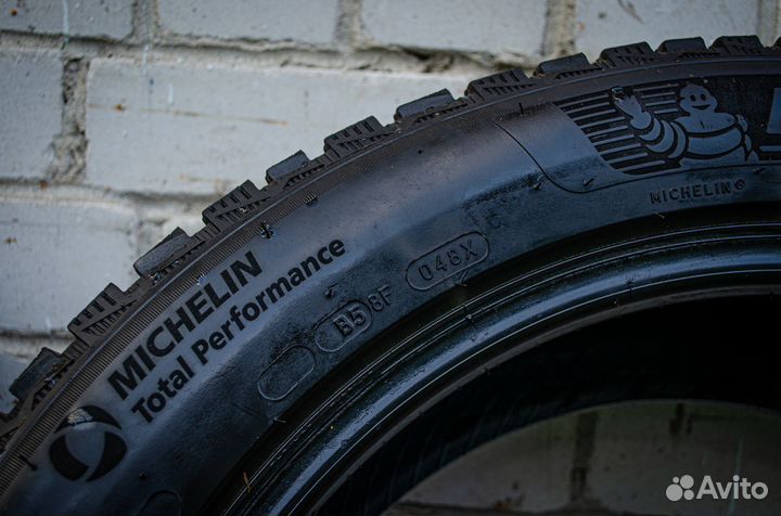 Michelin X-Ice North 4 SUV 235/55 R19 T