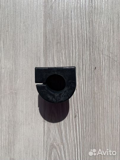 Втулка заднего стабилизатора рм800 107012100040