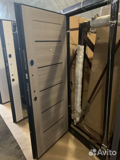 Дверь входная 07 Эверест Капучино 860х2050