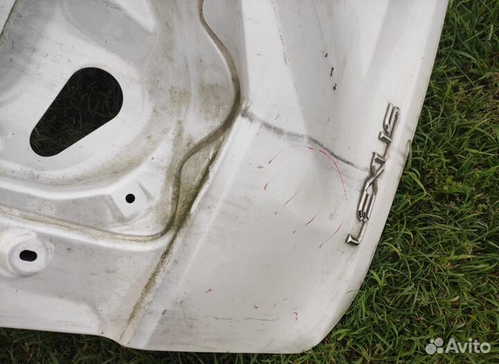 Крышка багажника Lexus RX350