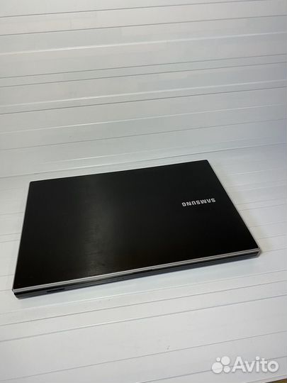 Учеба/игры/core i5/2 video/15.6