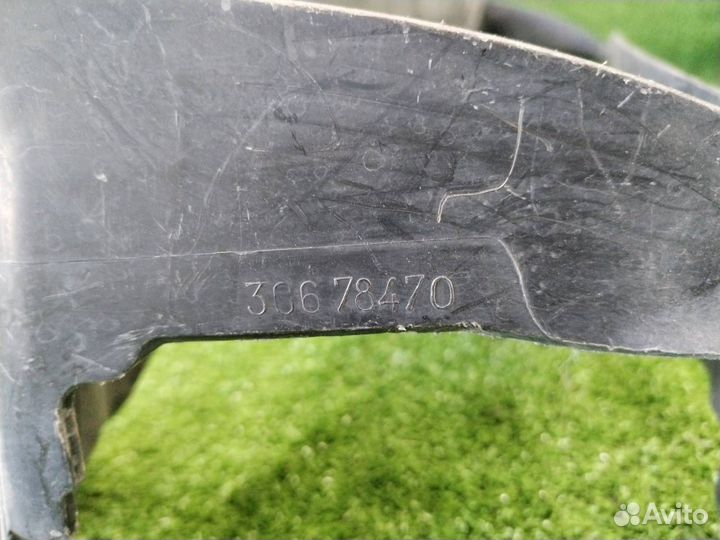 Воздухозаборник Volvo S40