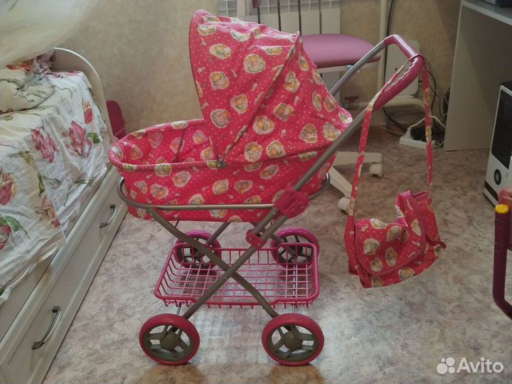 Коляска кукольная