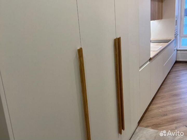 Современные кухни